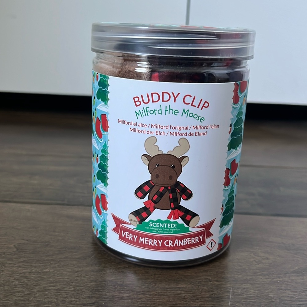 Scentsy Buddy Clip - Milford the Moose in Very Merry Cranberry